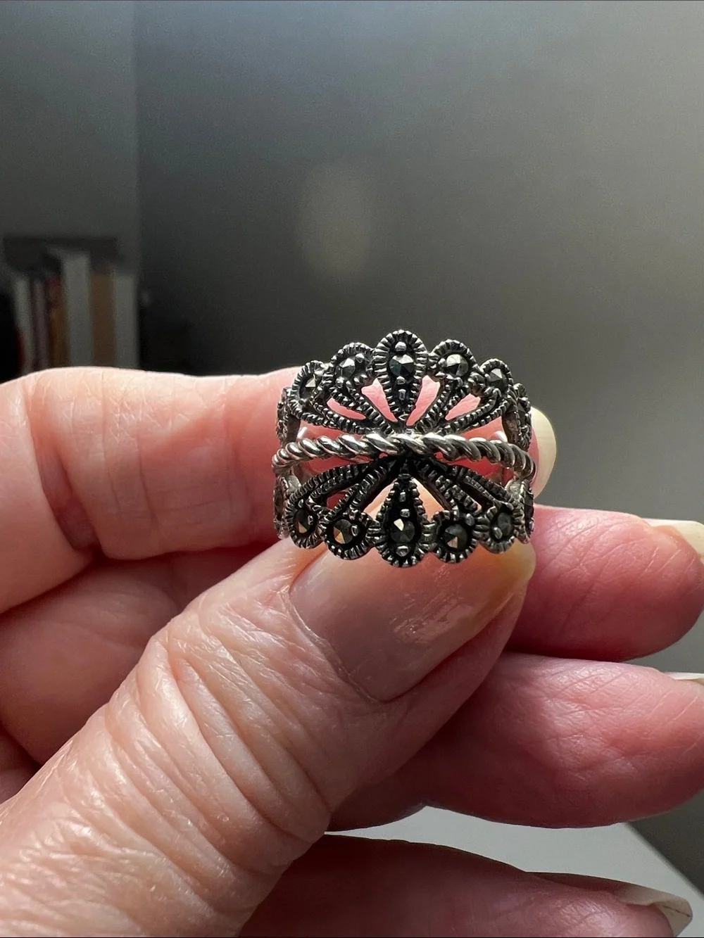 Intricate Silver-Tone Filigree Statement Ring - Vintage
